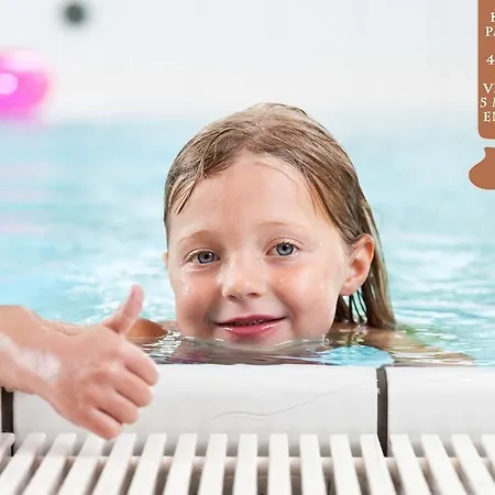 Viktoria Apartments: Family-friendly With 4-star Access 4*