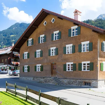 Viktoria Apartments: Family-friendly With 4-star Access Oberstdorf