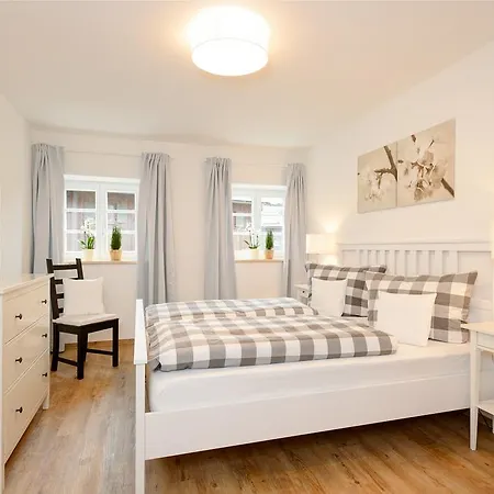Viktoria Apartments: Family-friendly With 4-star Access Apartment Oberstdorf